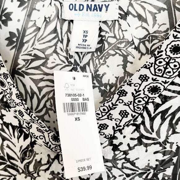 OLD NAVY Black & White Sheer Print Popover Blouse, XS, NWT! - Picture 7 of 7